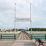 Kapitaen Ed An Der Seebruecke شقة