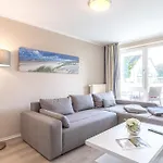 Kapitaen Ed An Der Seebruecke Lägenhet Zingst